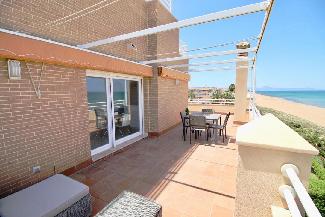 Atico Frontal Al Mar Con Piscina Privada By Homeprive Denia Exterior photo