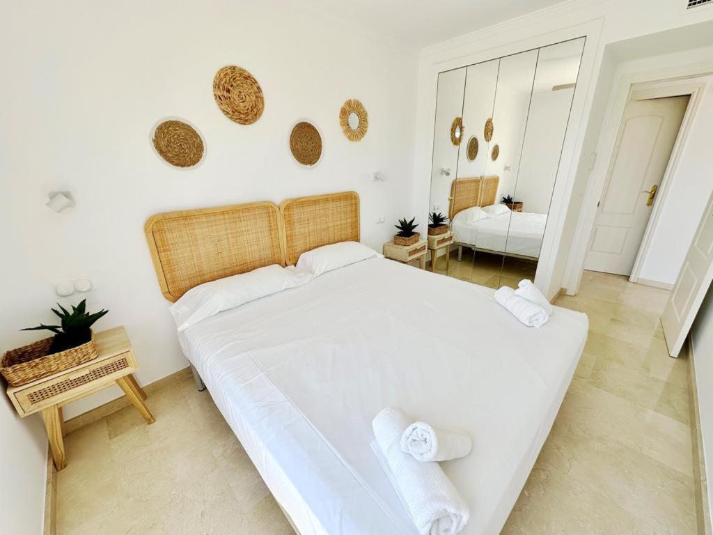 Atico Frontal Al Mar Con Piscina Privada By Homeprive Denia Exterior photo