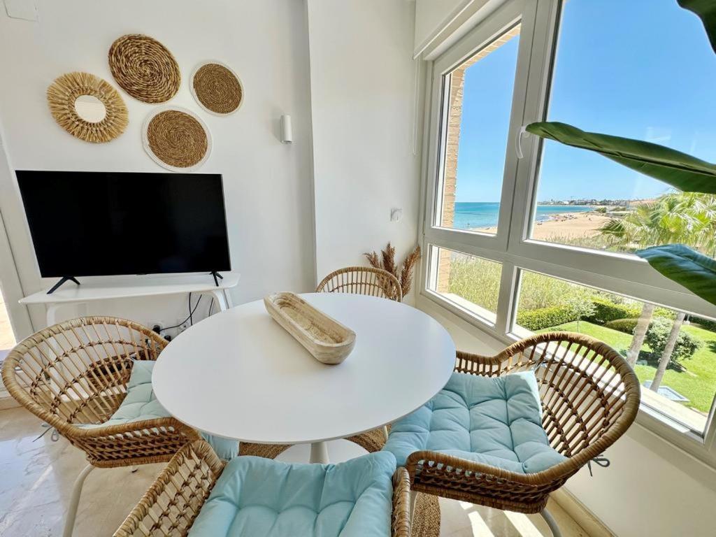 Atico Frontal Al Mar Con Piscina Privada By Homeprive Denia Exterior photo